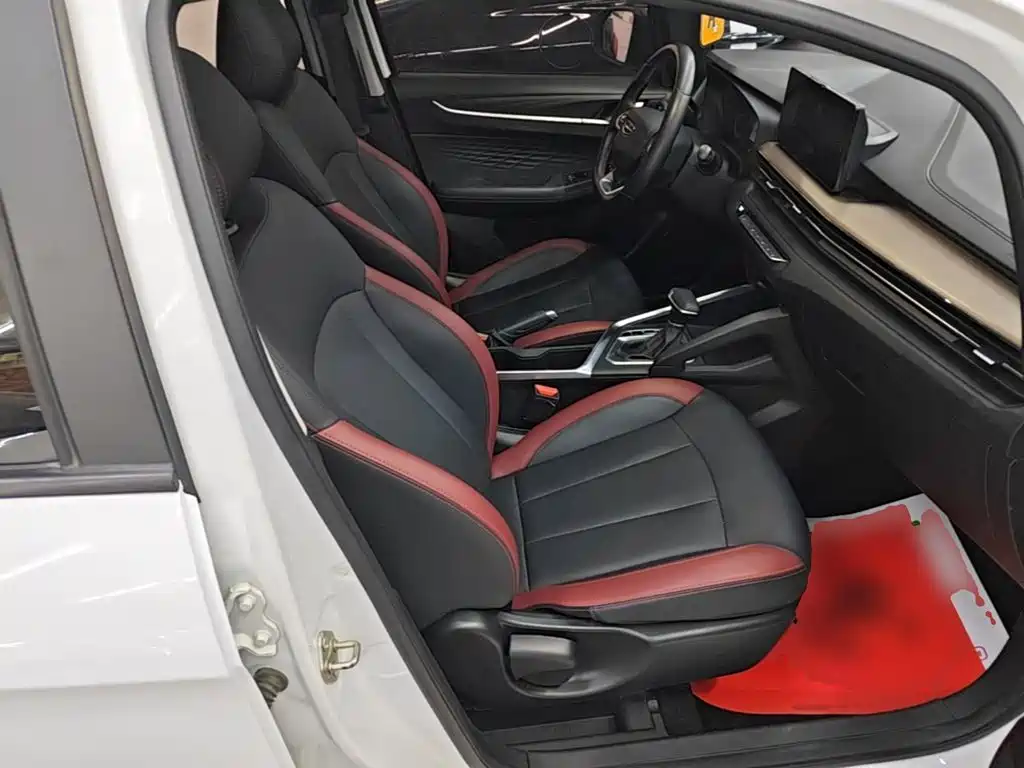 Geely Vision X3 — миниатюра 25
