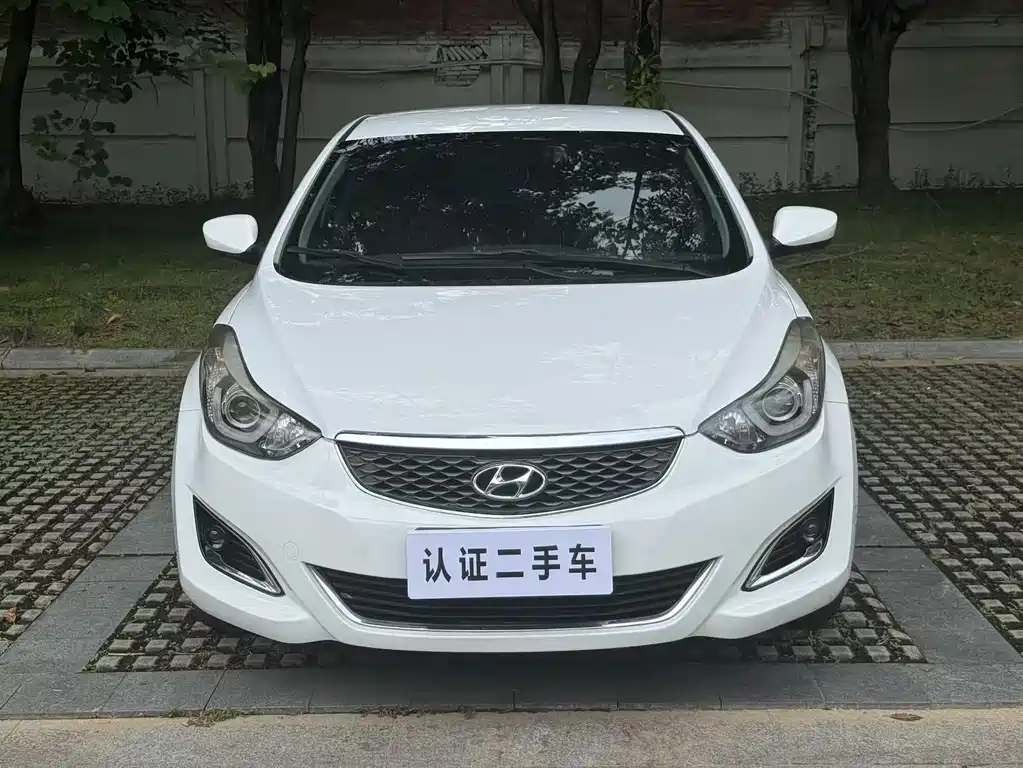 Hyundai Elantra Langdong — миниатюра 2