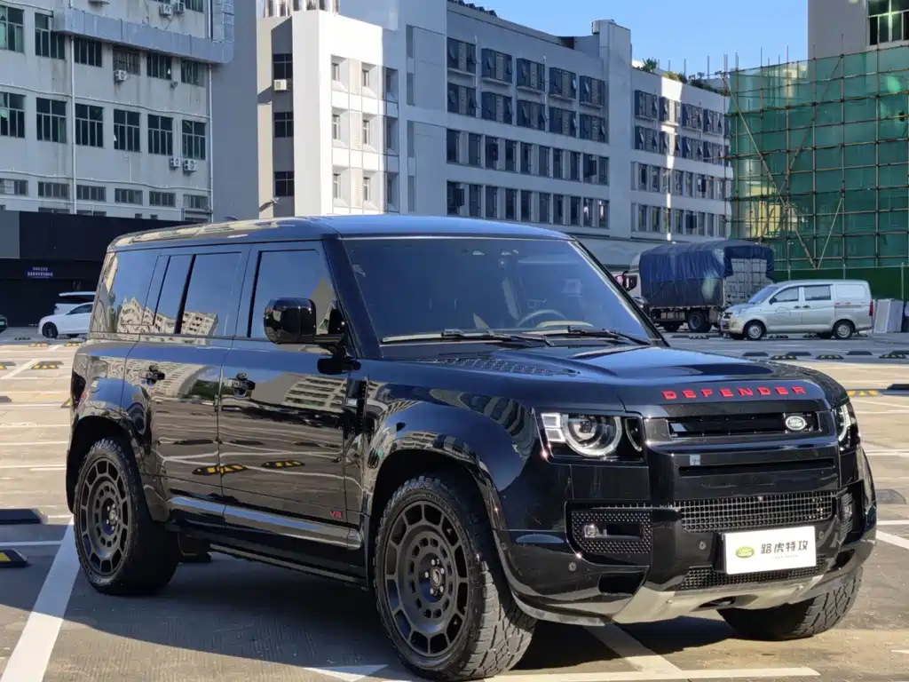 Land Rover Defender — миниатюра 3