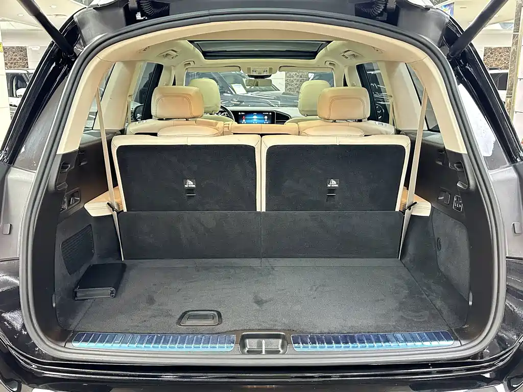 Mercedes-Benz GLS — миниатюра 8