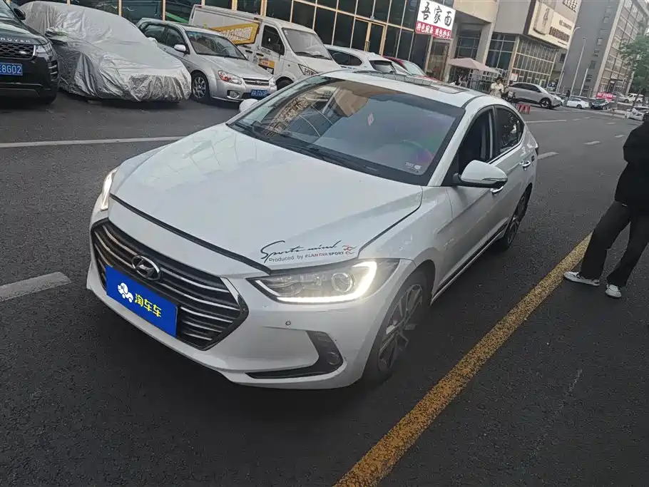 Hyundai Elantra 2018