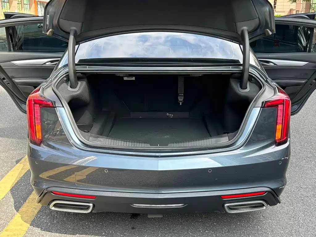 Cadillac CT5 — миниатюра 15