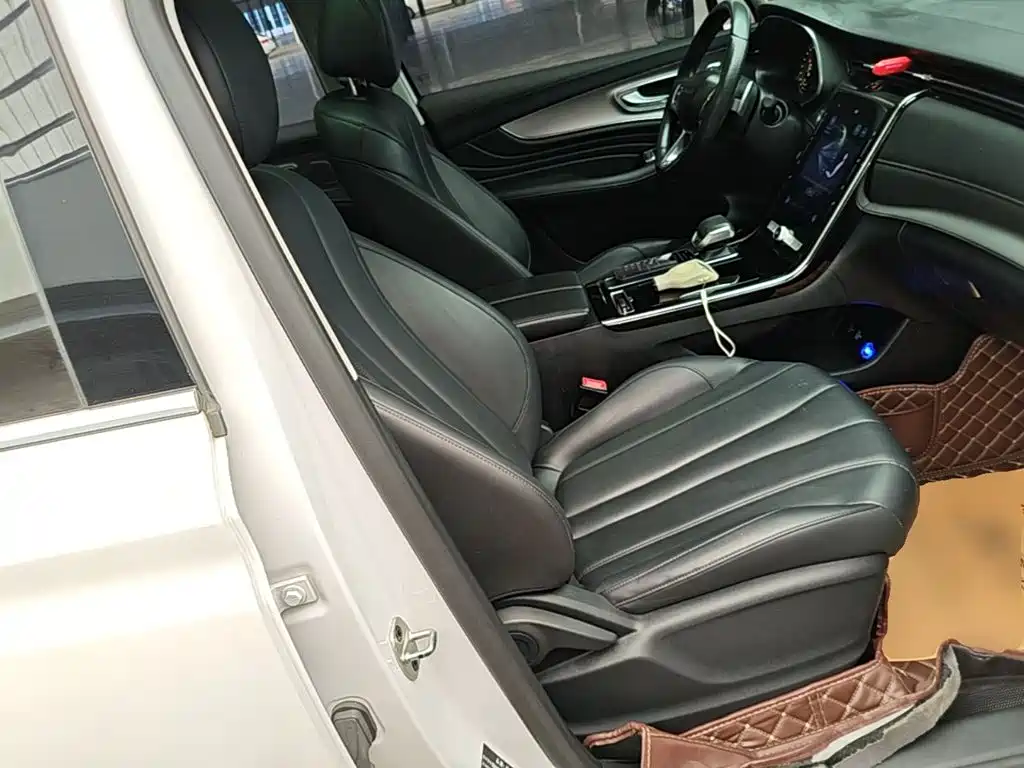 Roewe RX5 MAX — миниатюра 25