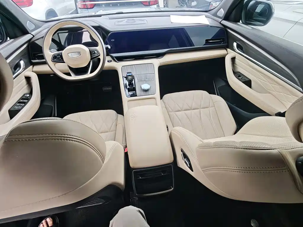 Geely Xingyue L — миниатюра 5