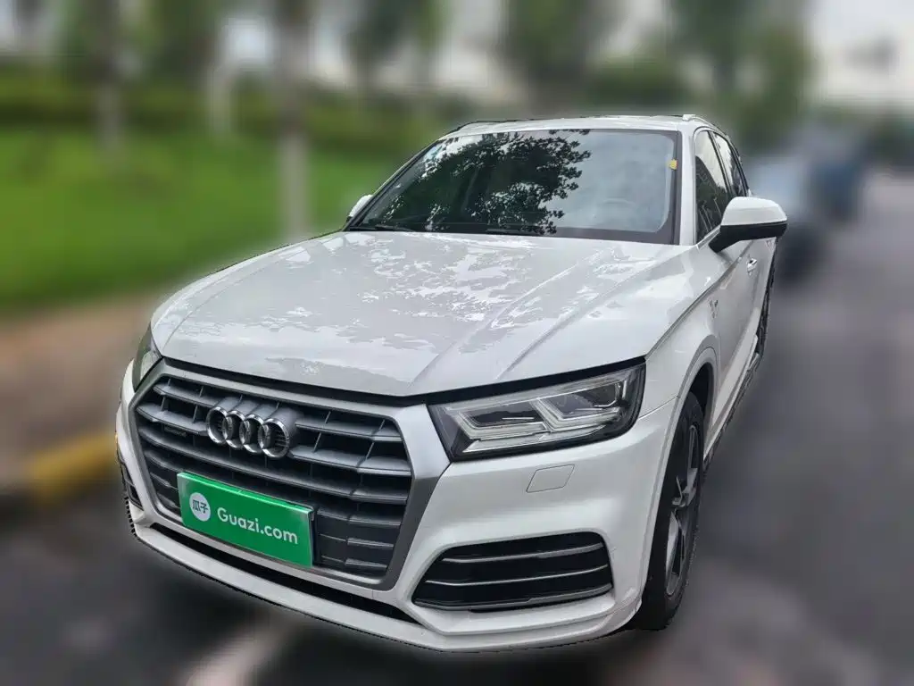 Audi Q5L — миниатюра 2