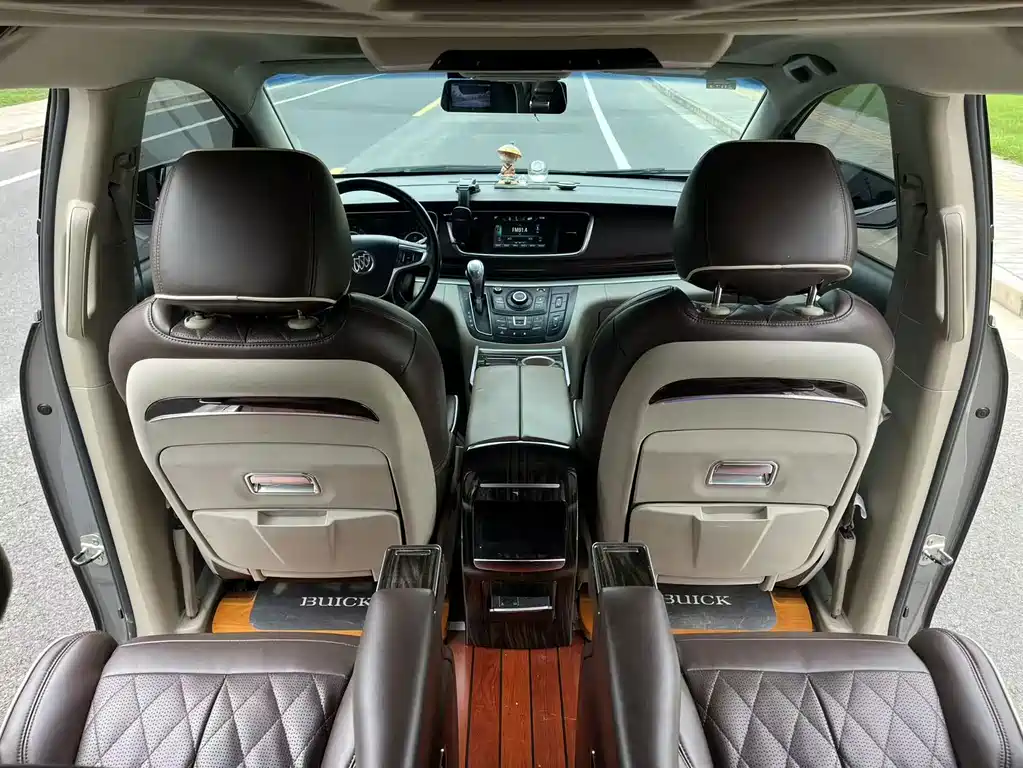 Buick GL8 — миниатюра 16