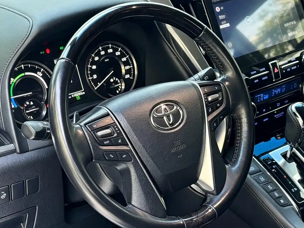 Toyota Vellfire — фотографии объявления, Фото 8