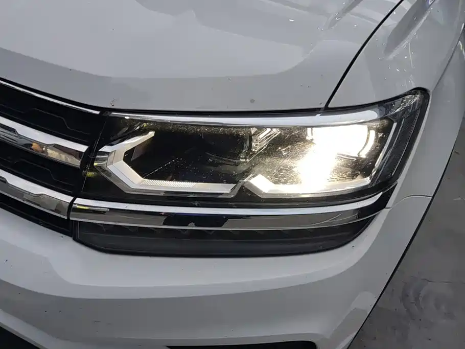 Volkswagen Tharu — миниатюра 5