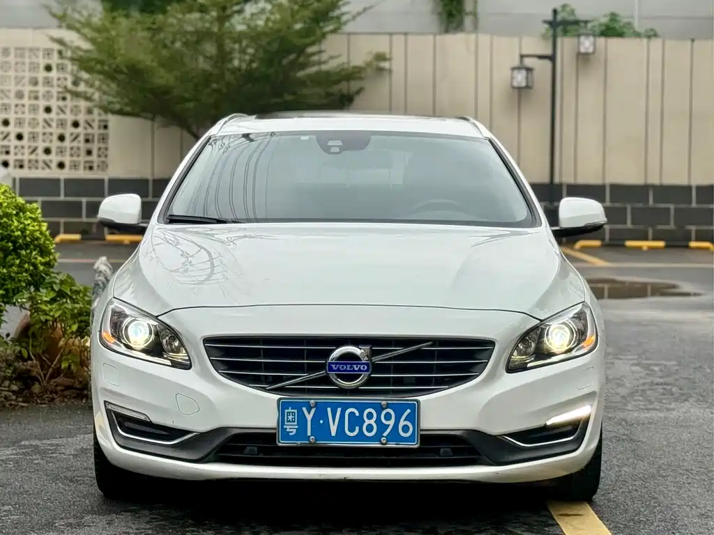 Volvo V60 — миниатюра 2