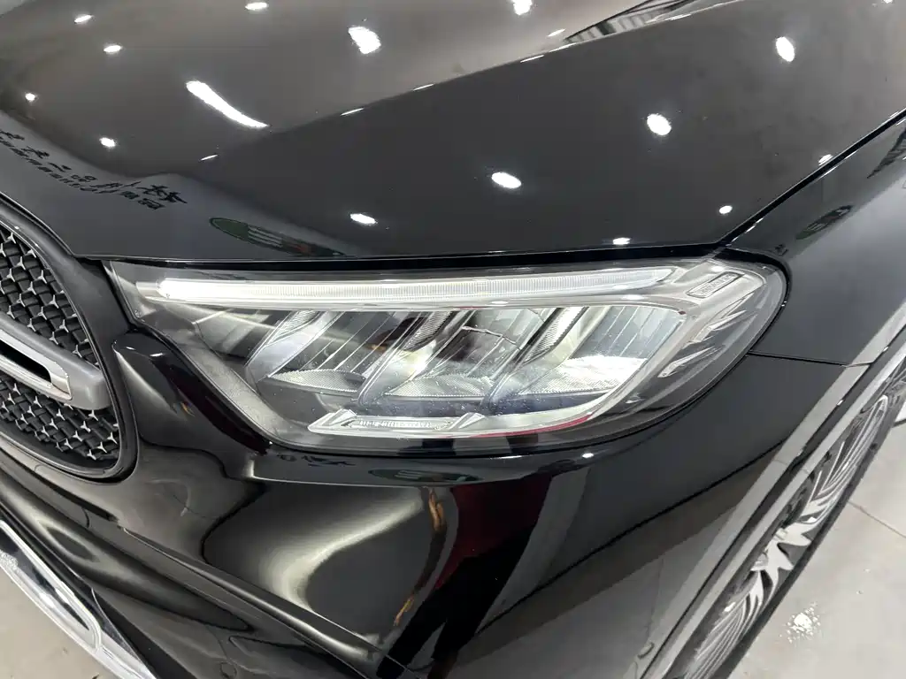 Mercedes-Benz GLC 2026 GLC 300 L 4MATIC 5 мест