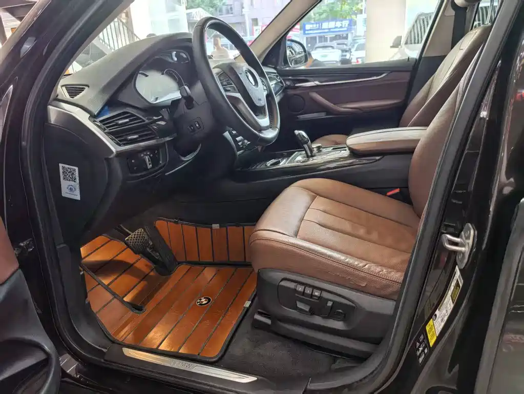 BMW X5 (Import) — миниатюра 9