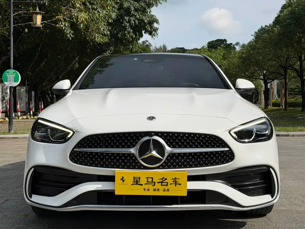 Mercedes-Benz C-Class — миниатюра 2