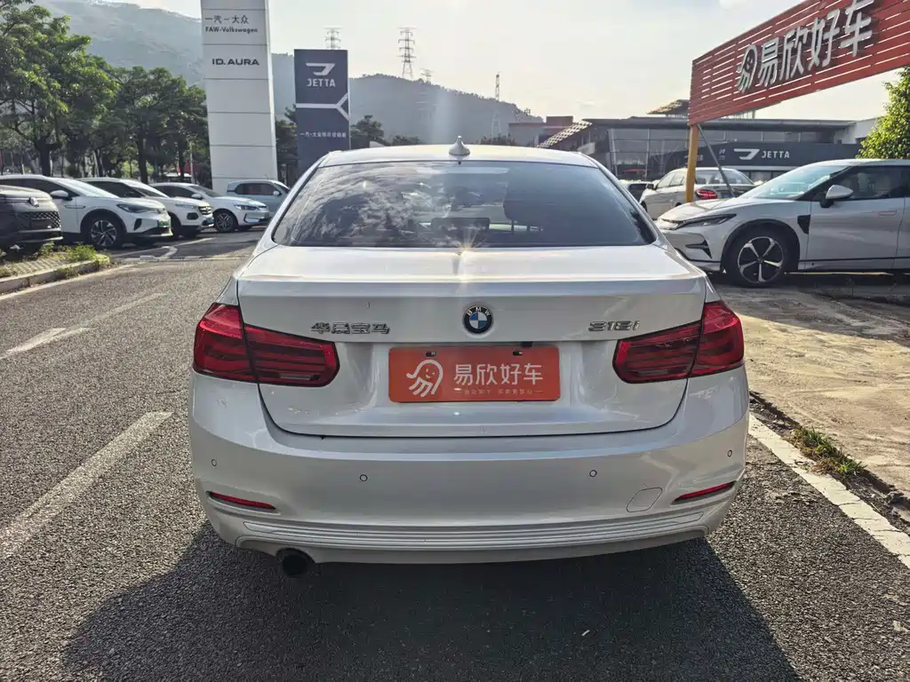 BMW 3 Series — миниатюра 8