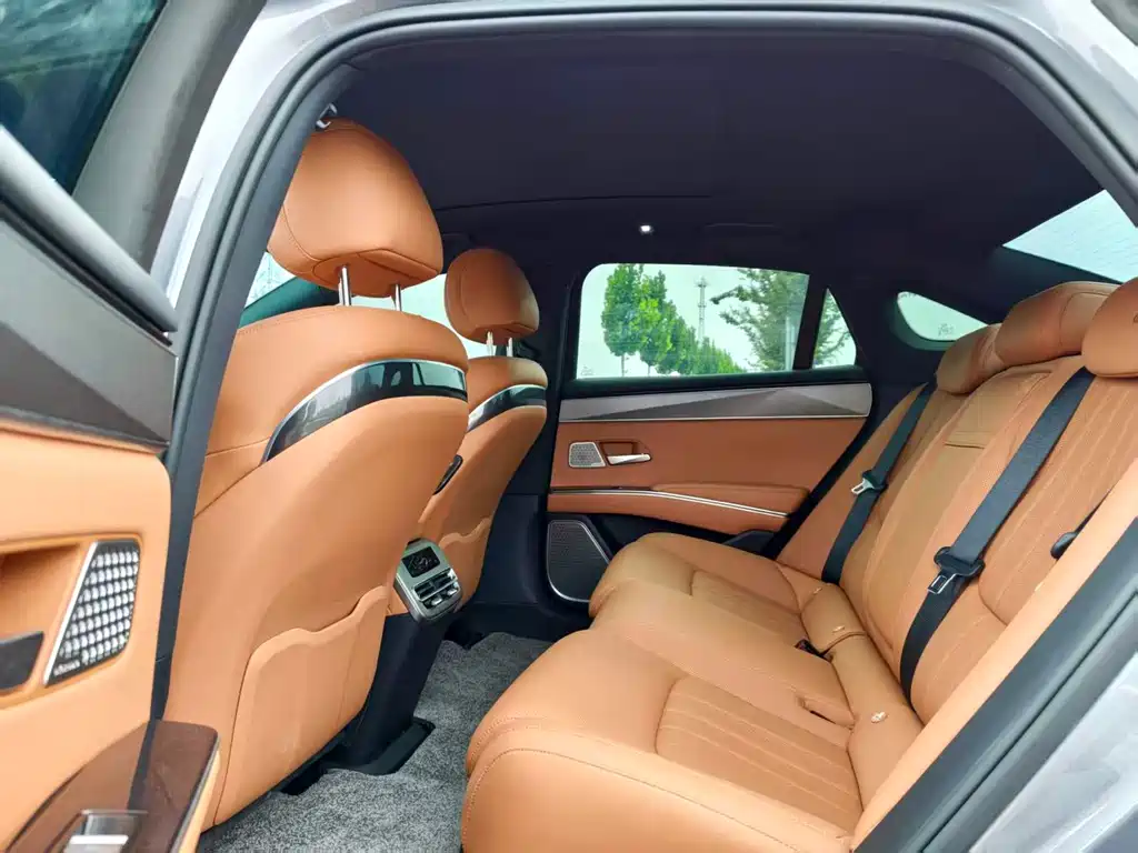 BYD Хань Ли — миниатюра 5