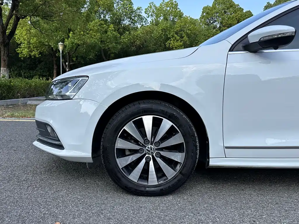 Volkswagen Sagitar — миниатюра 22