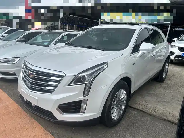 CADILLAC  XT5 2018