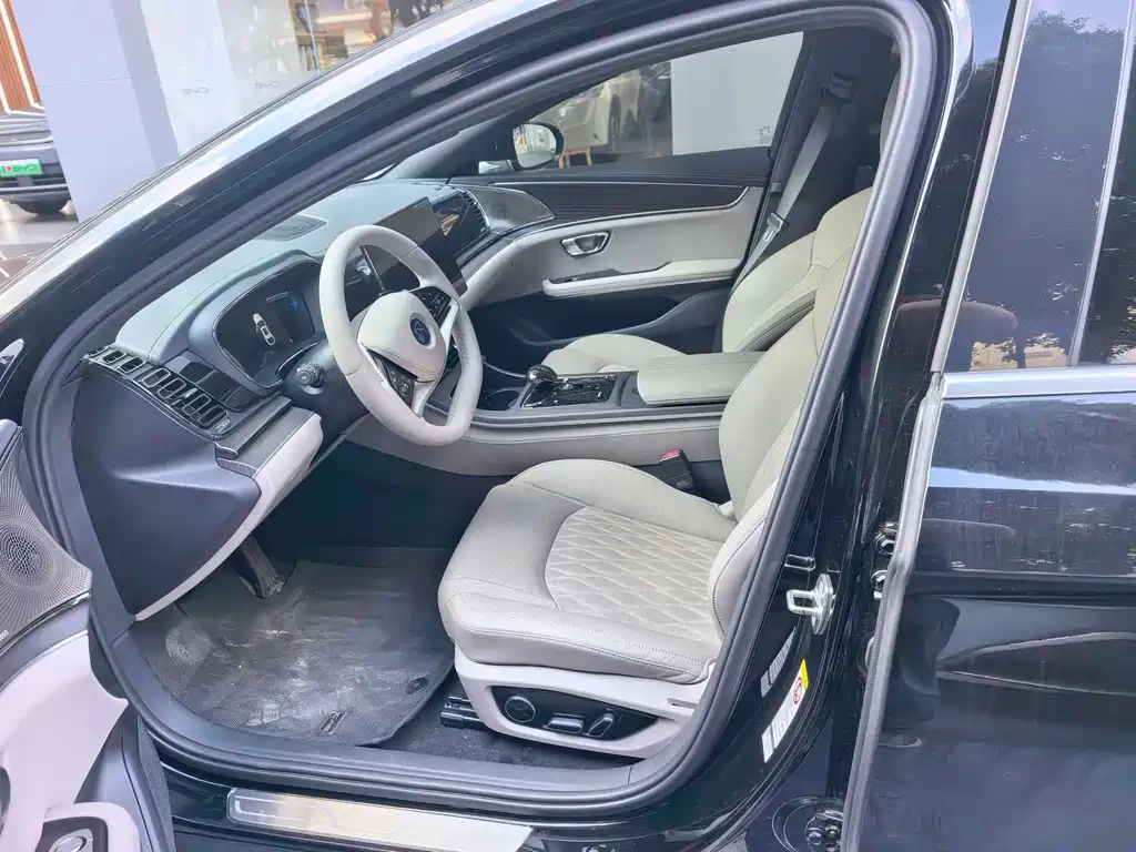 BYD Han — миниатюра 3
