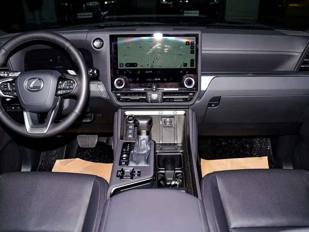 Lexus GX — миниатюра 24