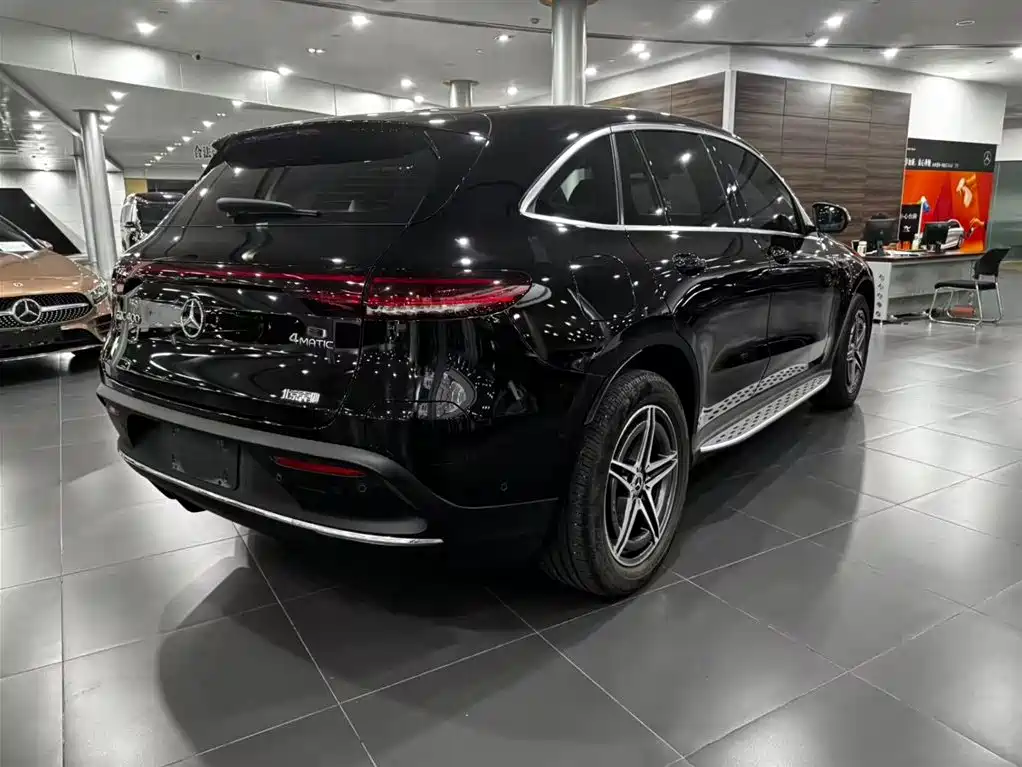 Mercedes-Benz EQC — миниатюра 5