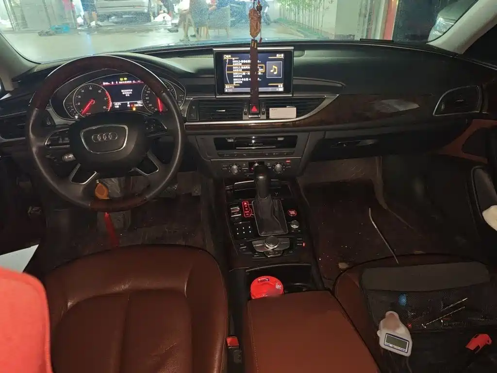 Audi A6L — миниатюра 13