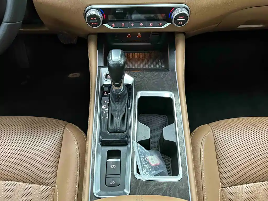 Nissan Teana — миниатюра 10