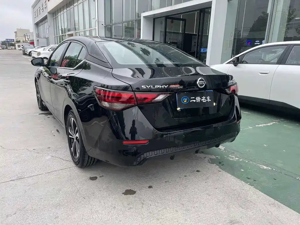 Nissan Sylphy — миниатюра 5