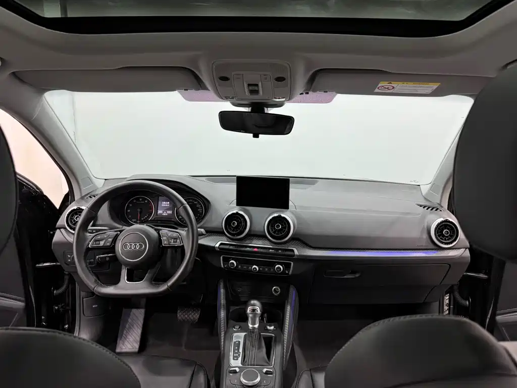 Audi Q2L — миниатюра 4