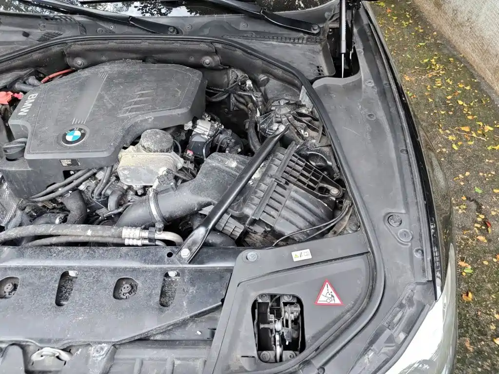 BMW 5 Series — миниатюра 22