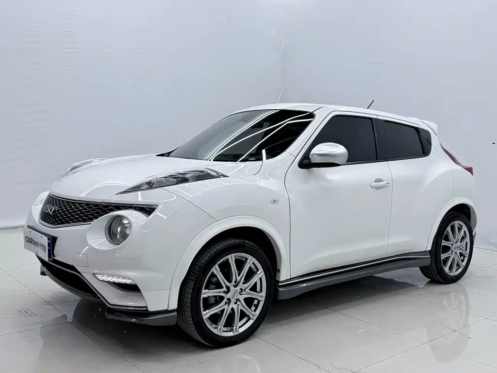 Infiniti ESQ