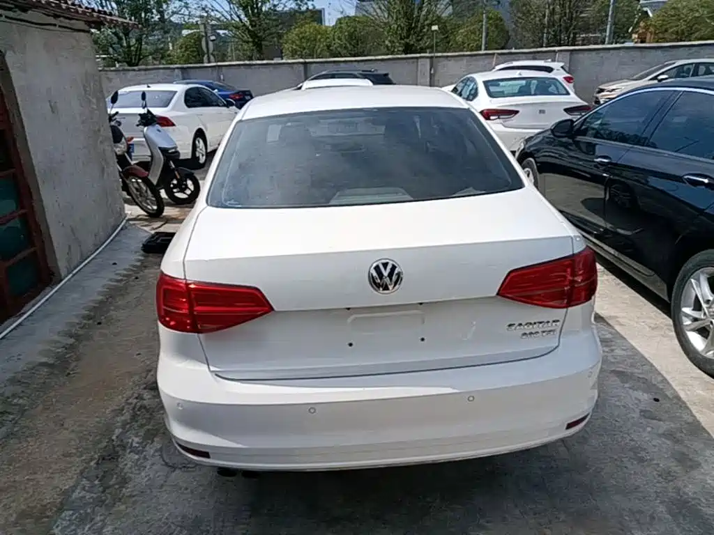 Volkswagen Sagitar — миниатюра 6