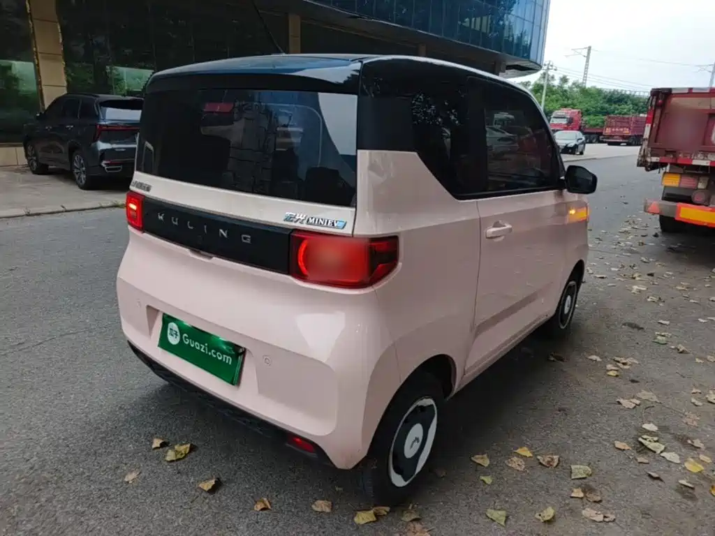 Wuling MINIEV — миниатюра 7