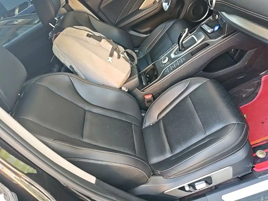 Wey Wey VV6 — миниатюра 25