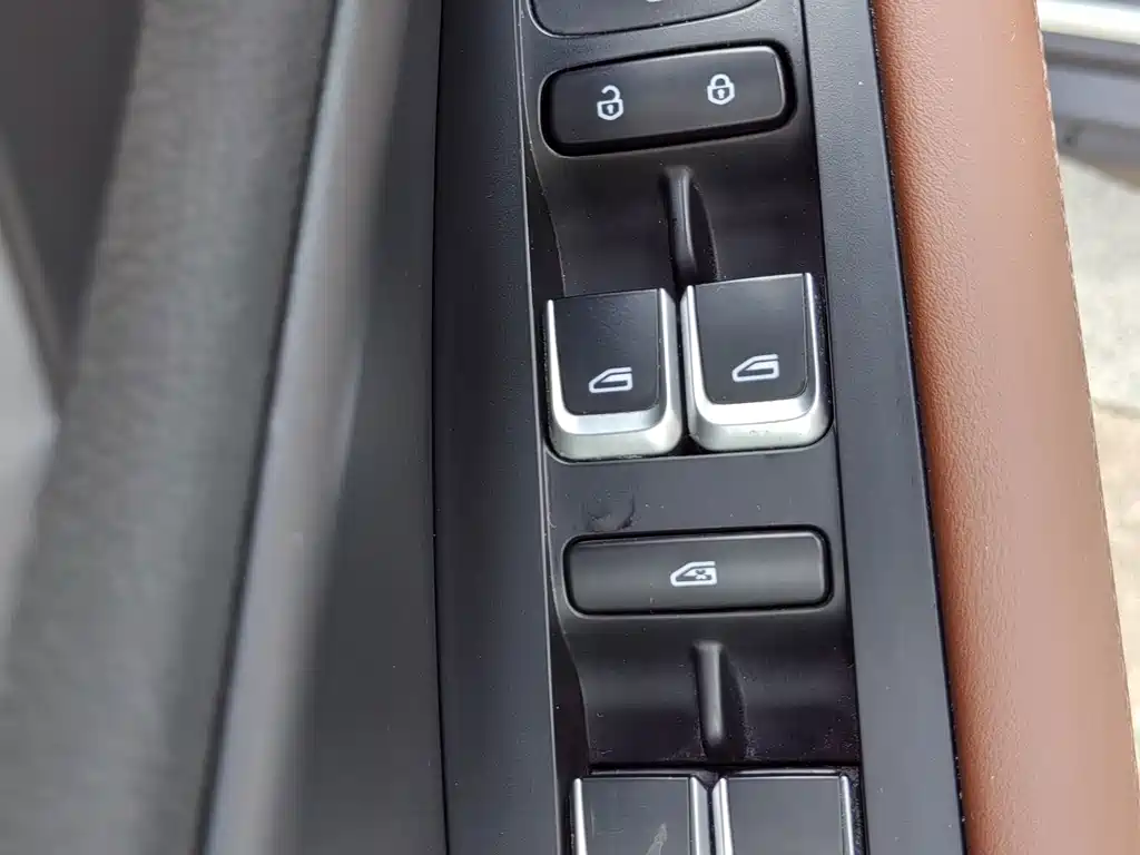Geely Vision X6 — миниатюра 18