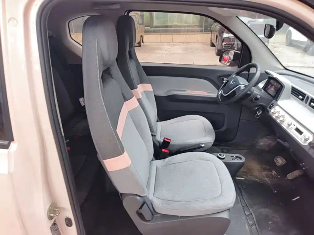 Wuling MINIEV — миниатюра 25