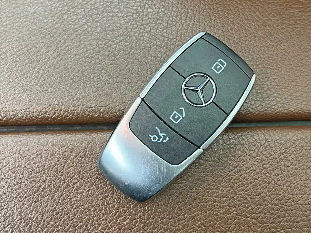 Mercedes-Benz GLB — миниатюра 19