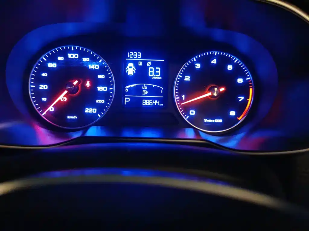 Roewe RX3 — миниатюра 5