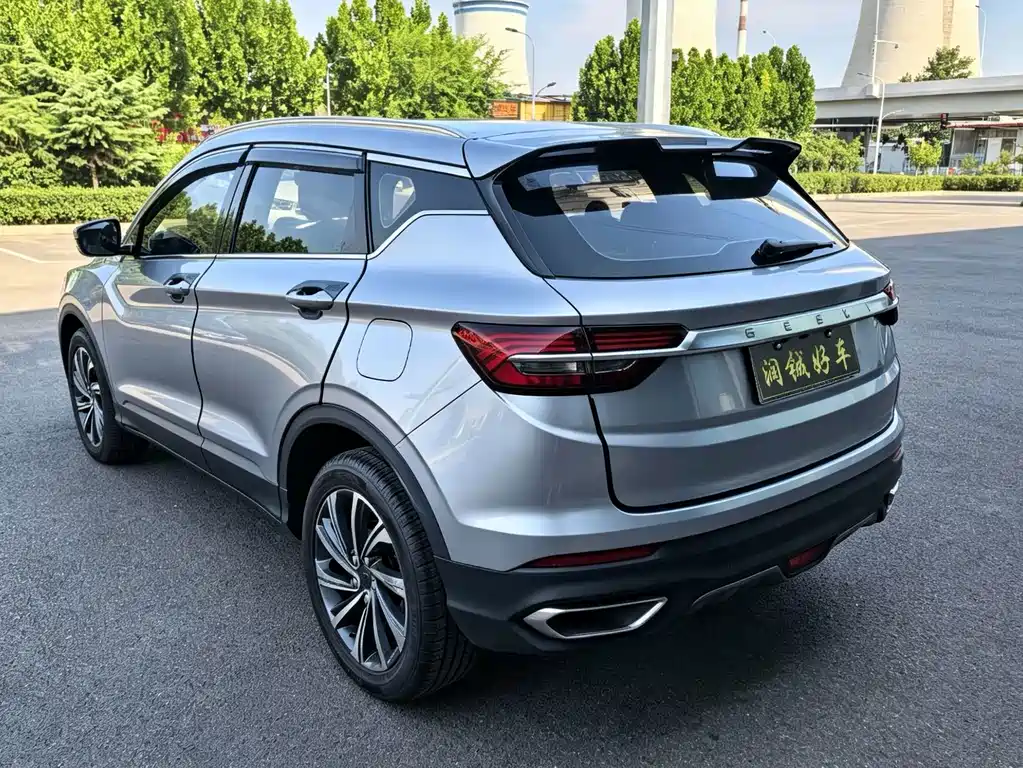 Geely Binyue — миниатюра 5