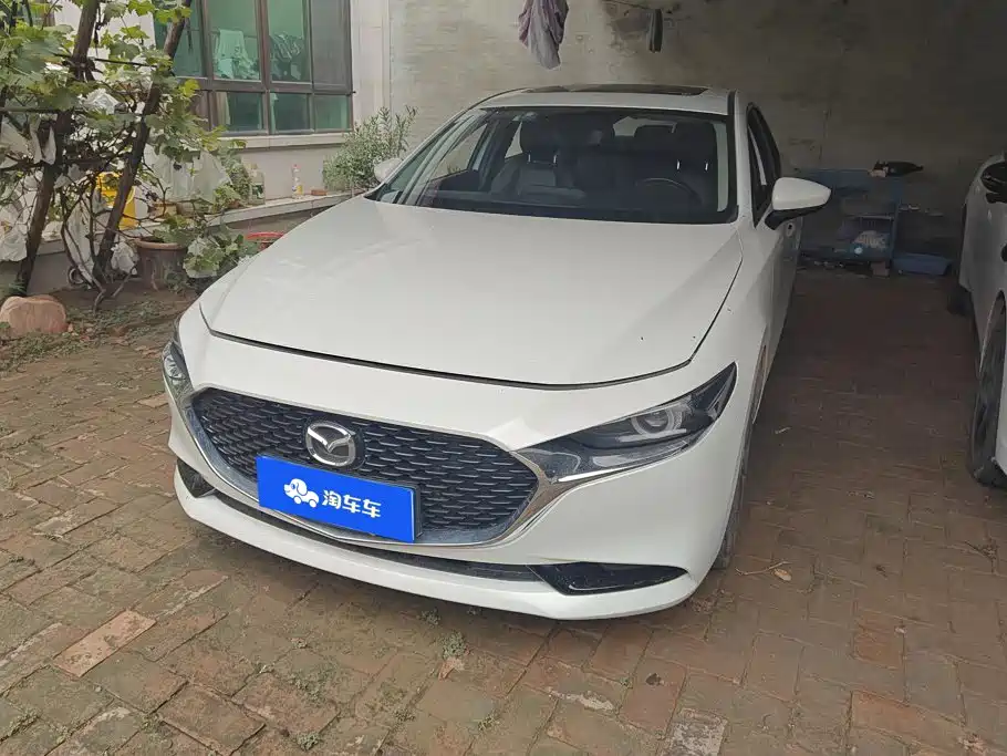 Mazda 3 Axela — миниатюра 2