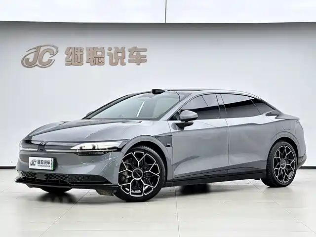 2024 Zeekr 007