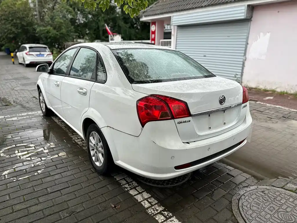Buick Excelle — миниатюра 6