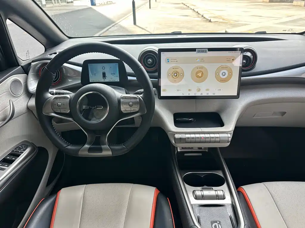 BYD Dolphin — миниатюра 9
