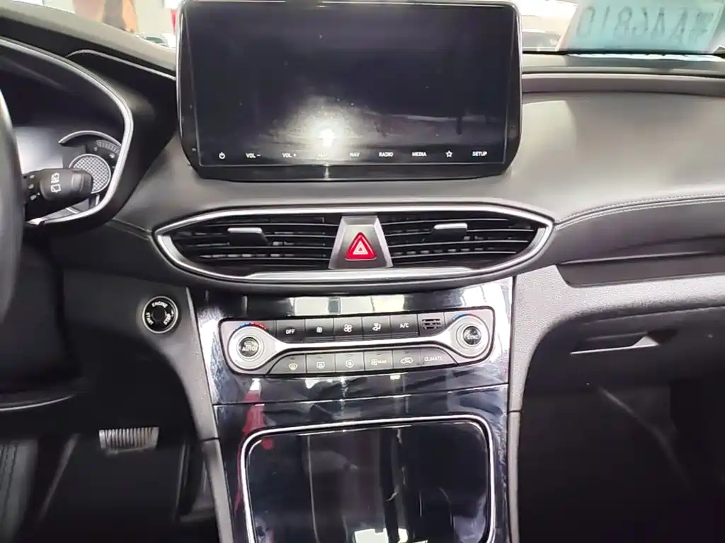 Hyundai Santa Fe — миниатюра 13