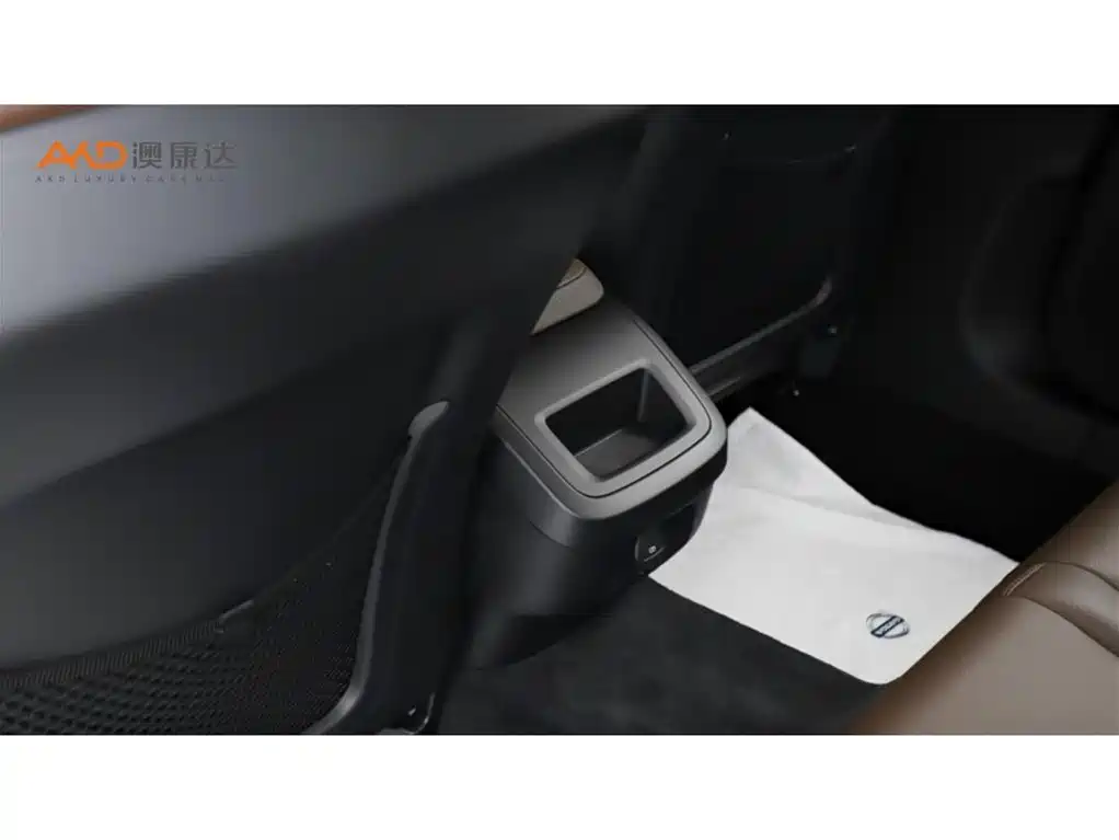 Volvo S60 — миниатюра 9