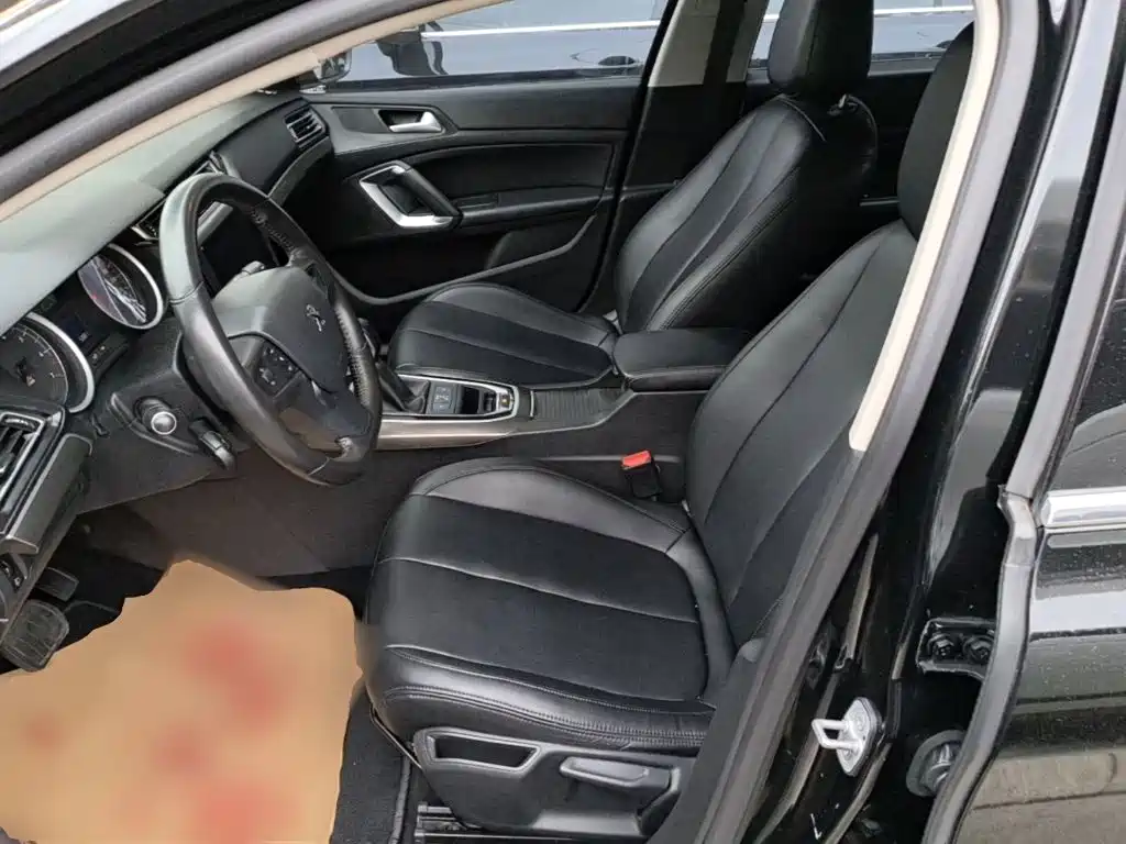 Peugeot 408 — миниатюра 15