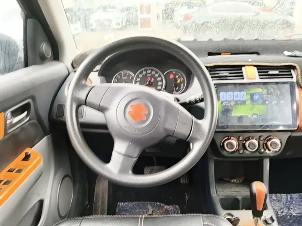Suzuki Swift — миниатюра 11