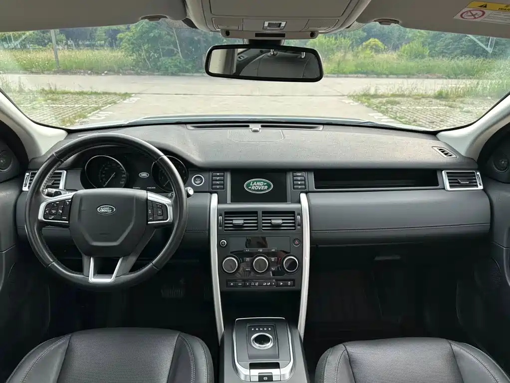 Land Rover Discovery Sport — миниатюра 11
