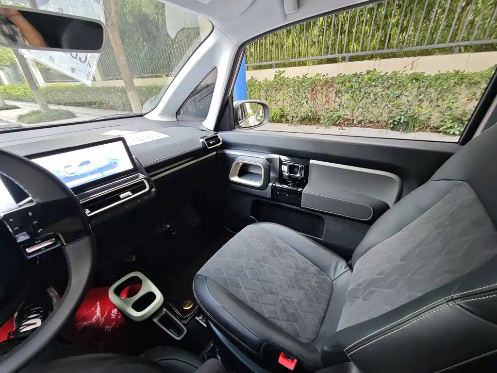 Baojun KiWi EV — миниатюра 10