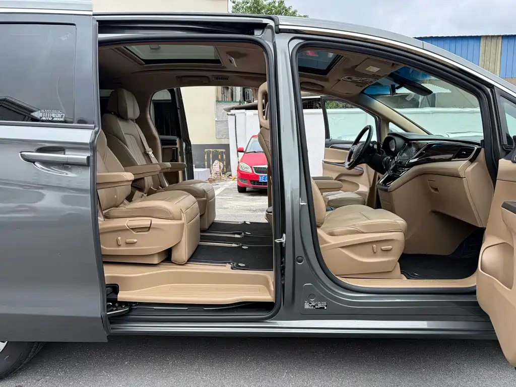 Buick GL8 2018 ES 28T Luxury VI