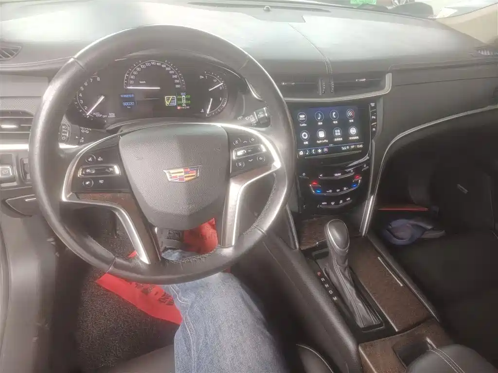 Cadillac XTS 2018 28T