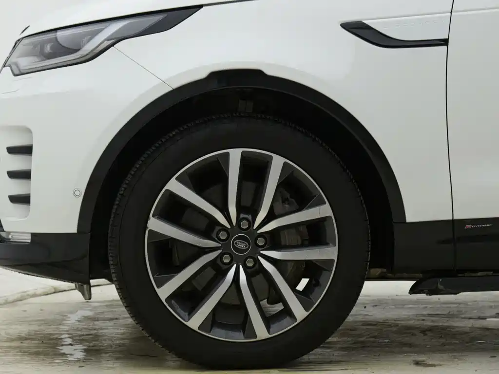 Land Rover Discovery — миниатюра 5